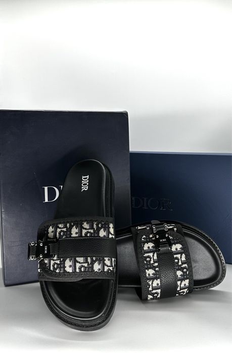 Унисекс Чехли DIOR