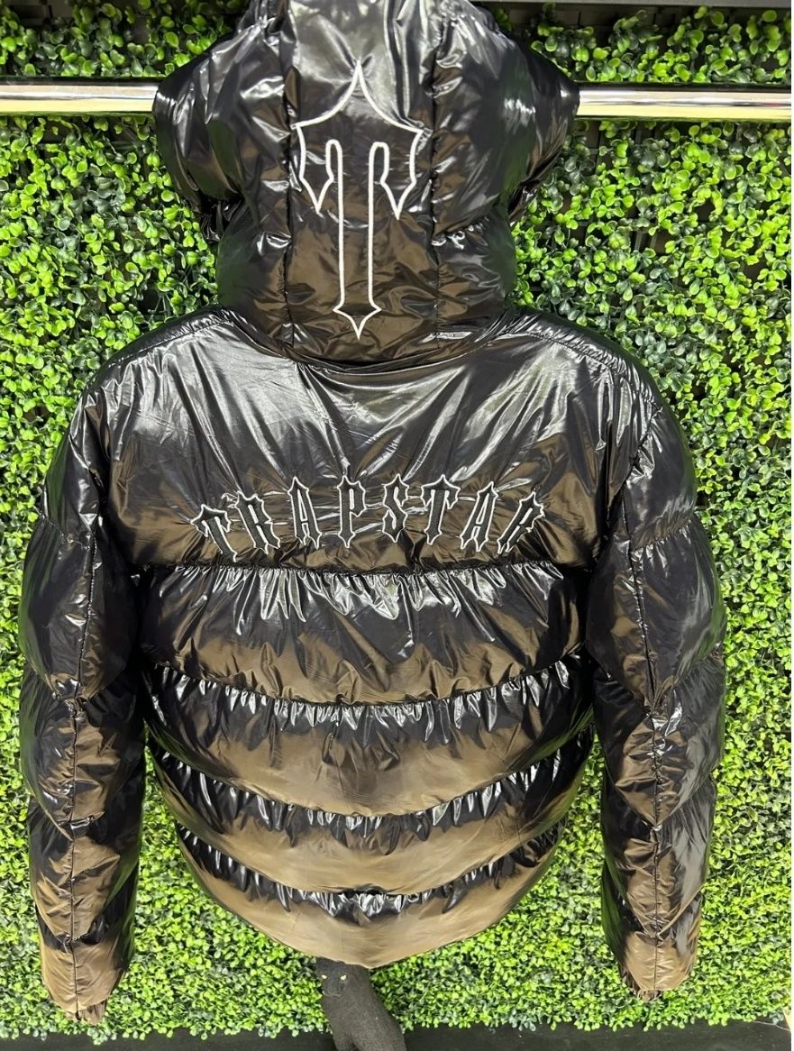 Trapstar Irongate Shiny black
