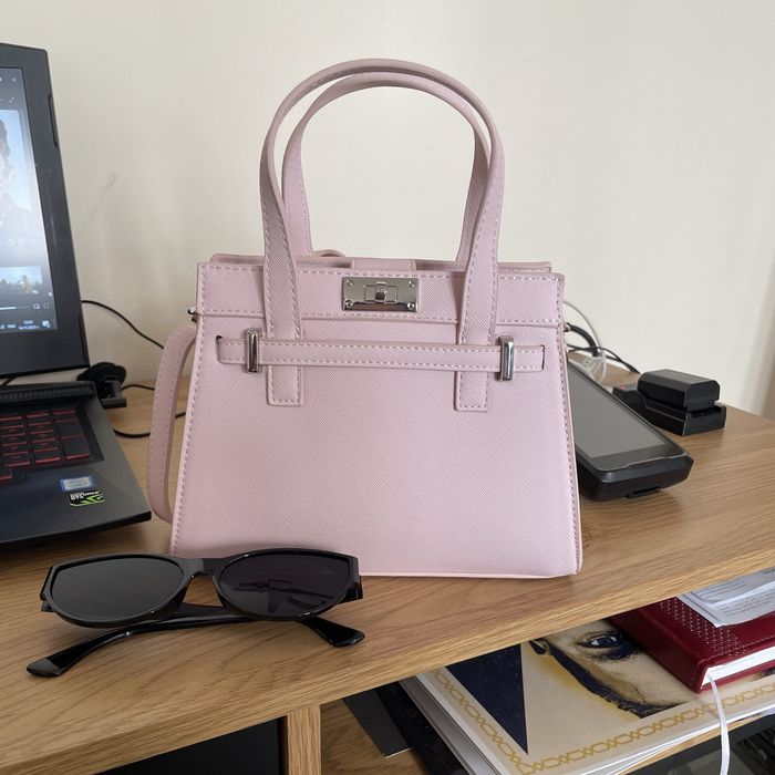 BERSHKA дамска чанта