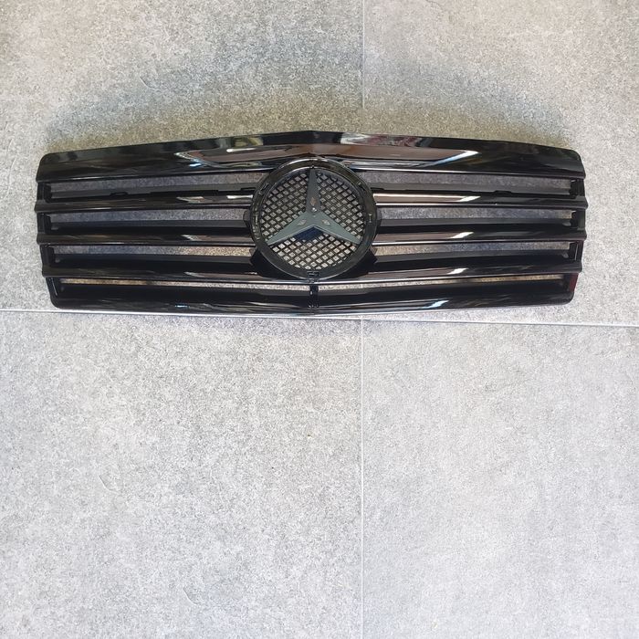 НОВА решетка за Mercedes W140