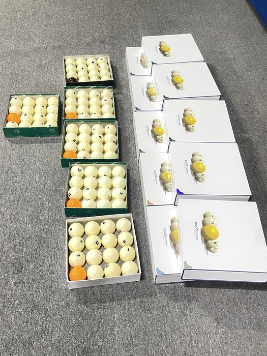 бильярдный шар жолтый