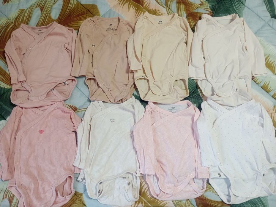 Бебешки бодита H&M за новородено