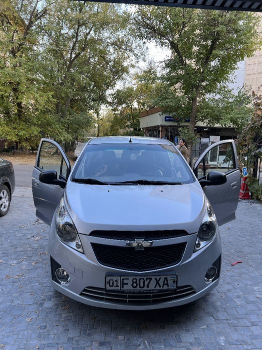 Продаётся Chevrolet Spark, бензин