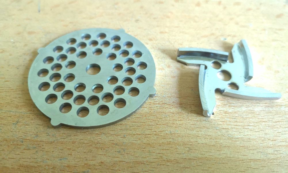 Cuțit mașină de tocat manuală