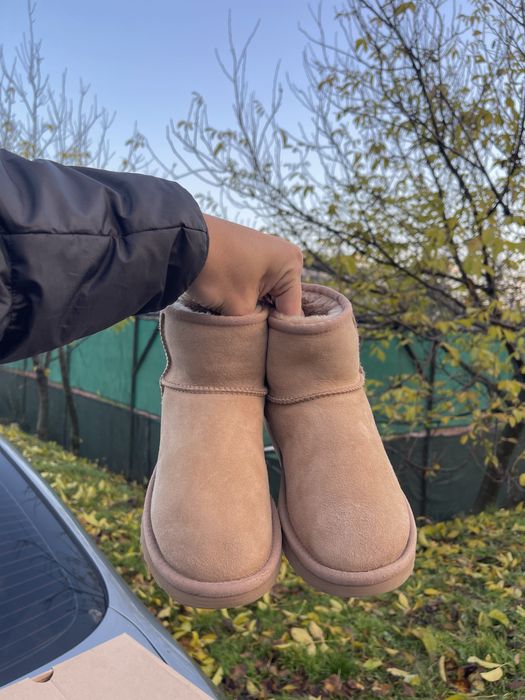 Ugg Mini originale marime 38