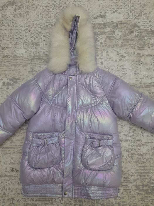 Продам зимнюю куртку для девочки 8,9, 10,11 лет в отличном состоянии