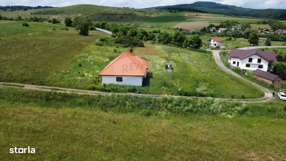 Teren intravilan 2700 mp de vânzare în Băbuțiu Cluj