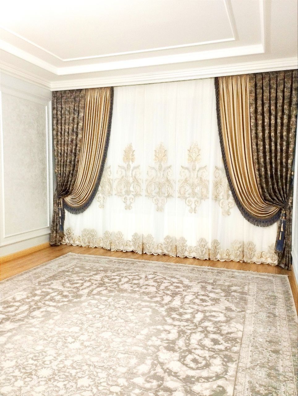 Чистка, стирка штор
