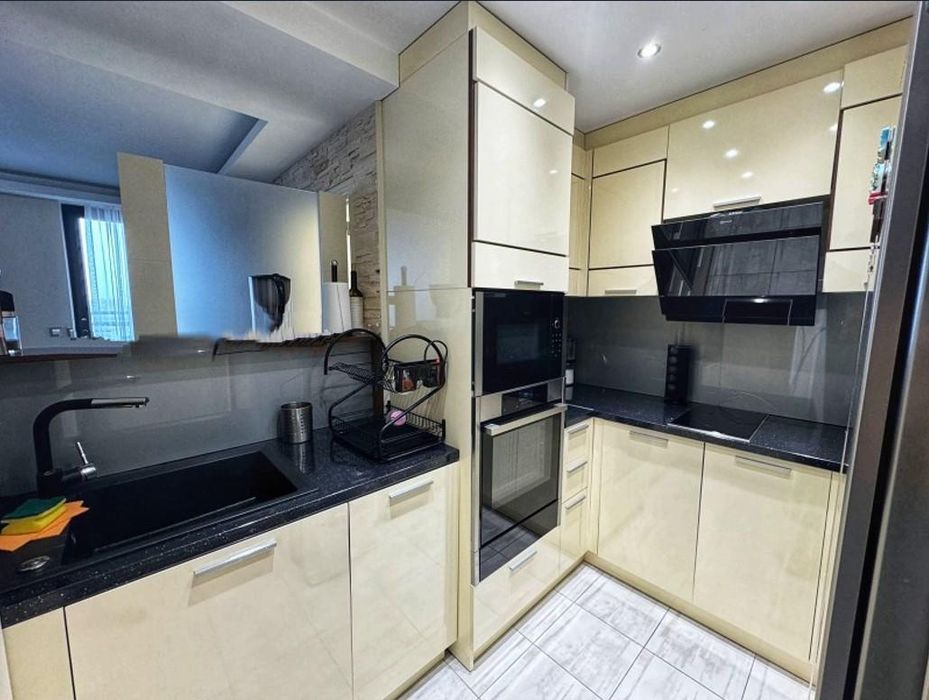 Дава се под наем Мезонет в София, Красна поляна 3 - 210 кв.м за 1500 € - Снимка #3