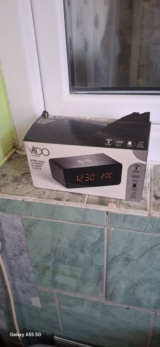 Ceas alarma temperatura încărcător wireless și boxa blutus