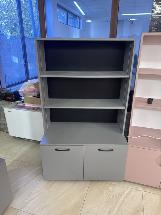 Светещи стилажи