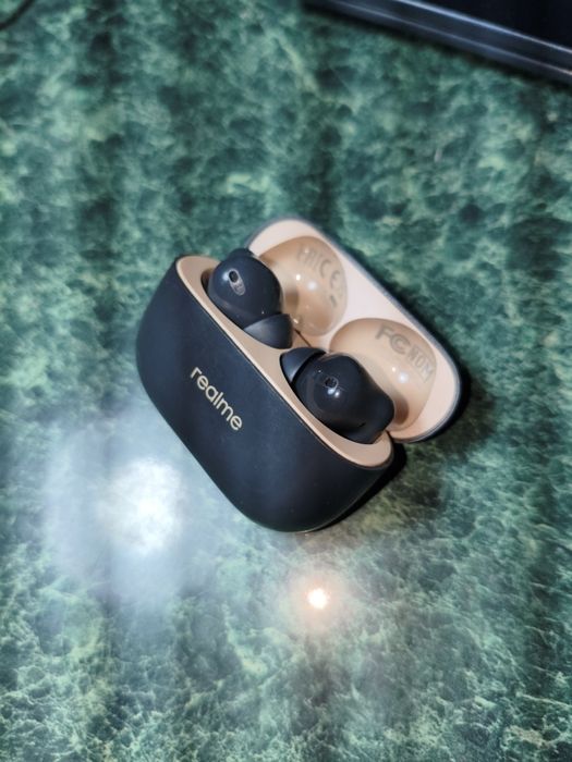 Наушники Realme Buds T300