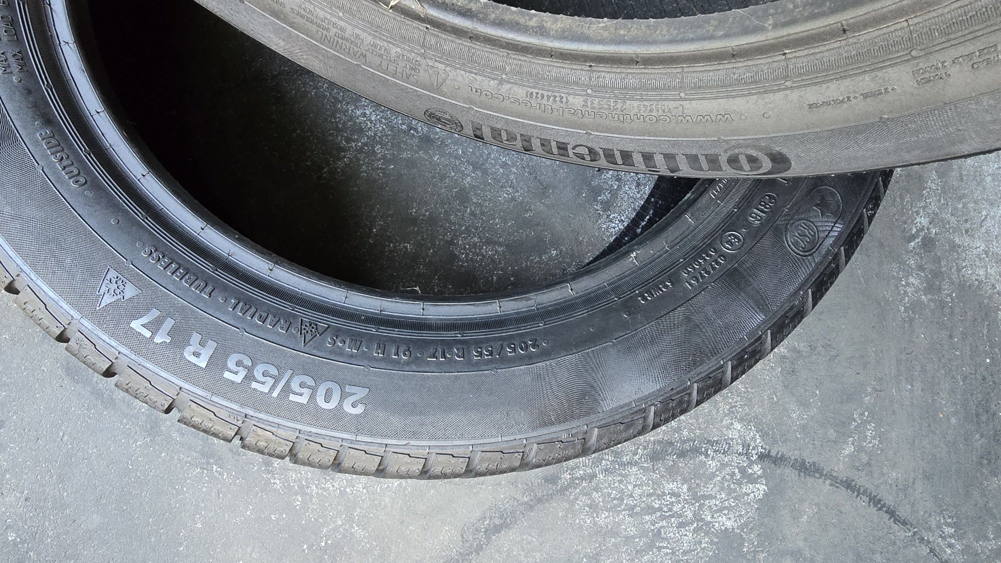 2 + 2 anvelope iarnă Continental 205/55/17
