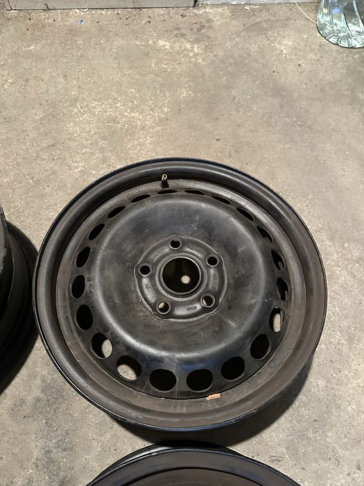 Комплект железни джанти 5х112