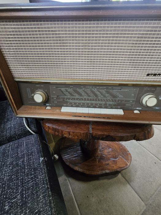 Radio vintage Blaupunkt (an cca. 1955–1960) – PERFECT funcțional – pie