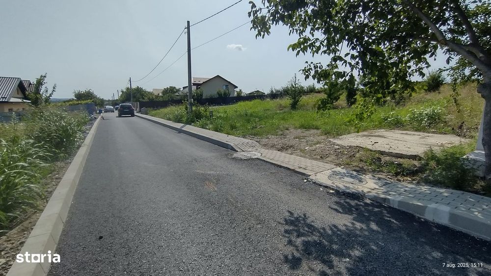 Teren Moara Grecilor, poziție excelentă, toate utilitățile la poartă