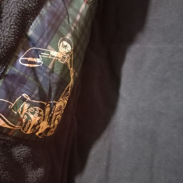 Vând geaca Esprit groasa 6-7 ani