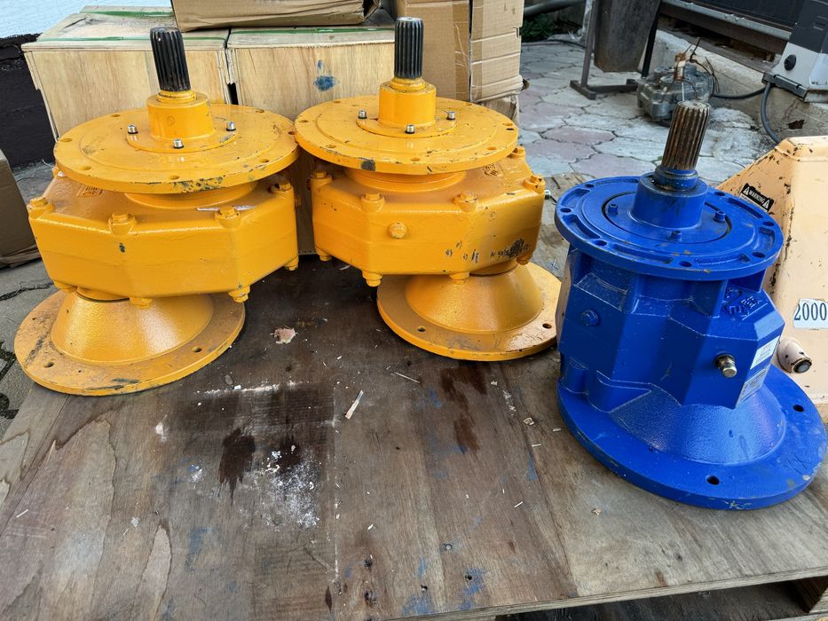 БСУ шнек мешалка бетон цемент редуктор электрлдвигатель подшипник