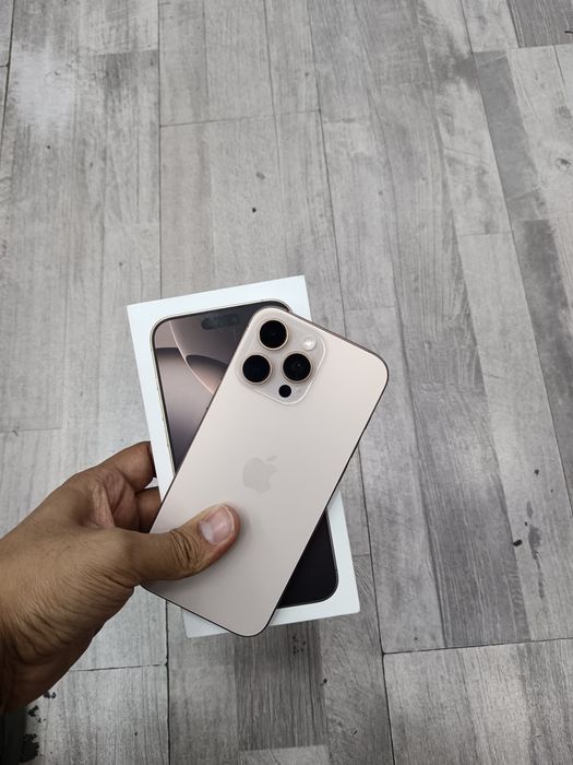 iPhone 16 Pro Max X/A 256 GB Natural Disert ideal