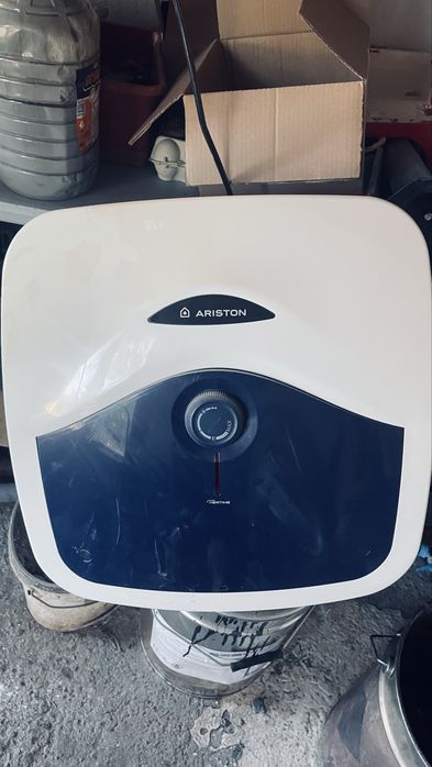 Boiler Ariston ,2000 W