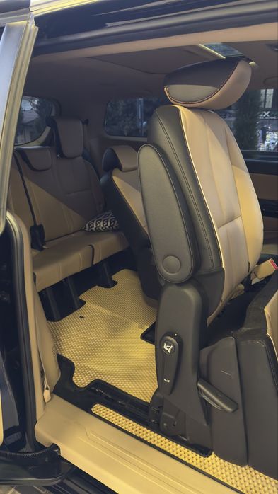 Kia karnival 2020 (dubai)