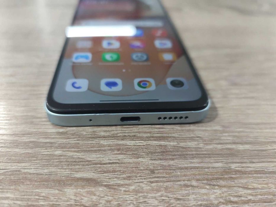 Мобилен Телефон Redmi 13 128гб/6гб