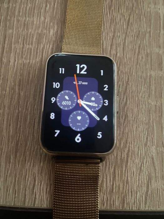 Смарт часовник Huawei watch fit 2
