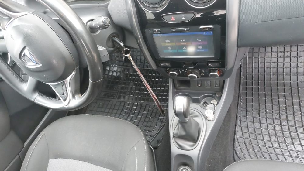 Duster automata,RAR,Încălzire scaune,Bulbar, Cârlig