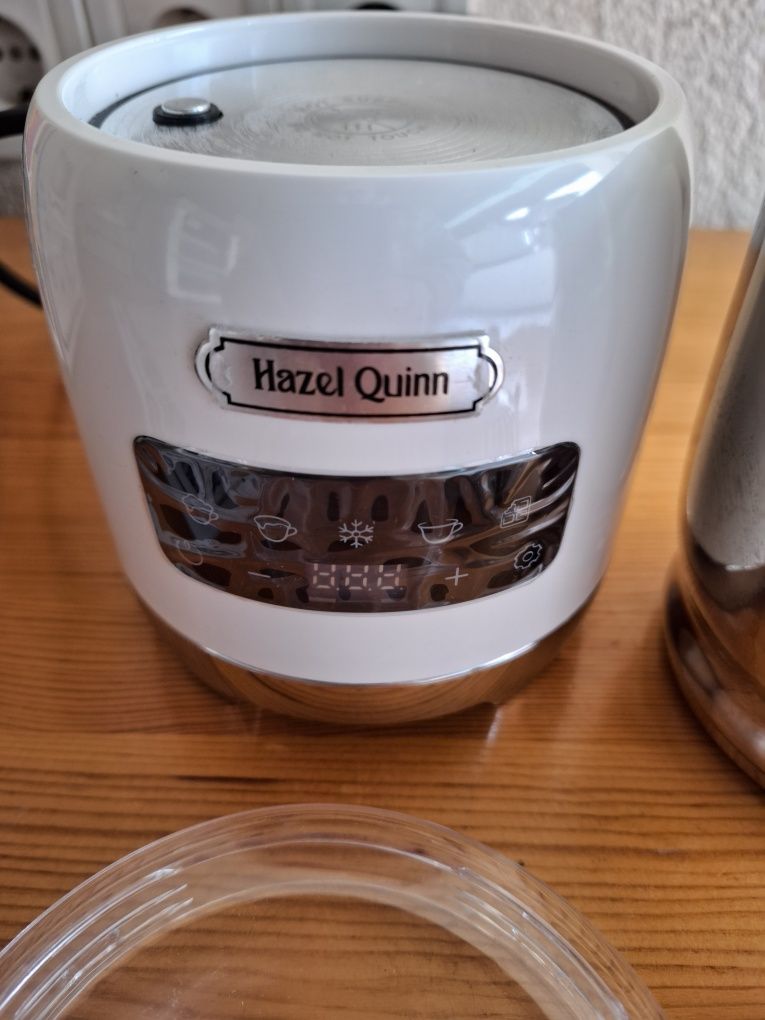 Hazel Quinn,Пенообразувател за мляко 5в1,400мл,LED Touch,550W
