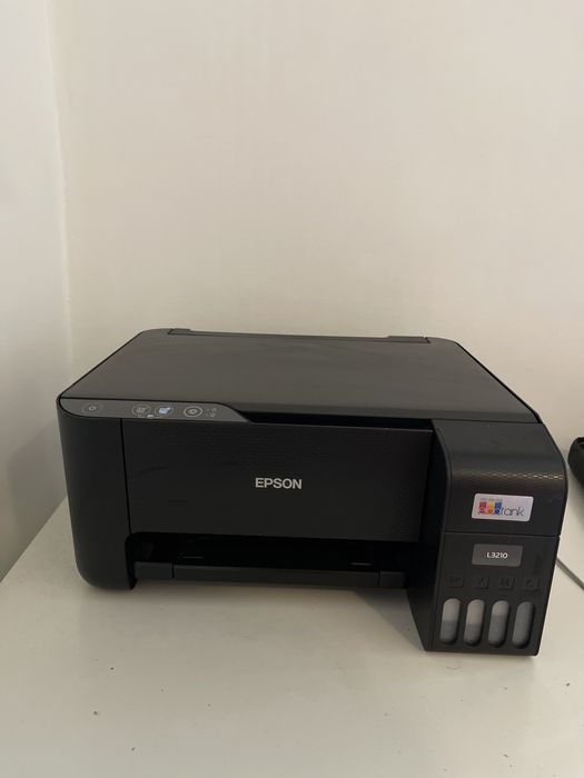 Imprimanta Epson L3210, foarte putin folosita