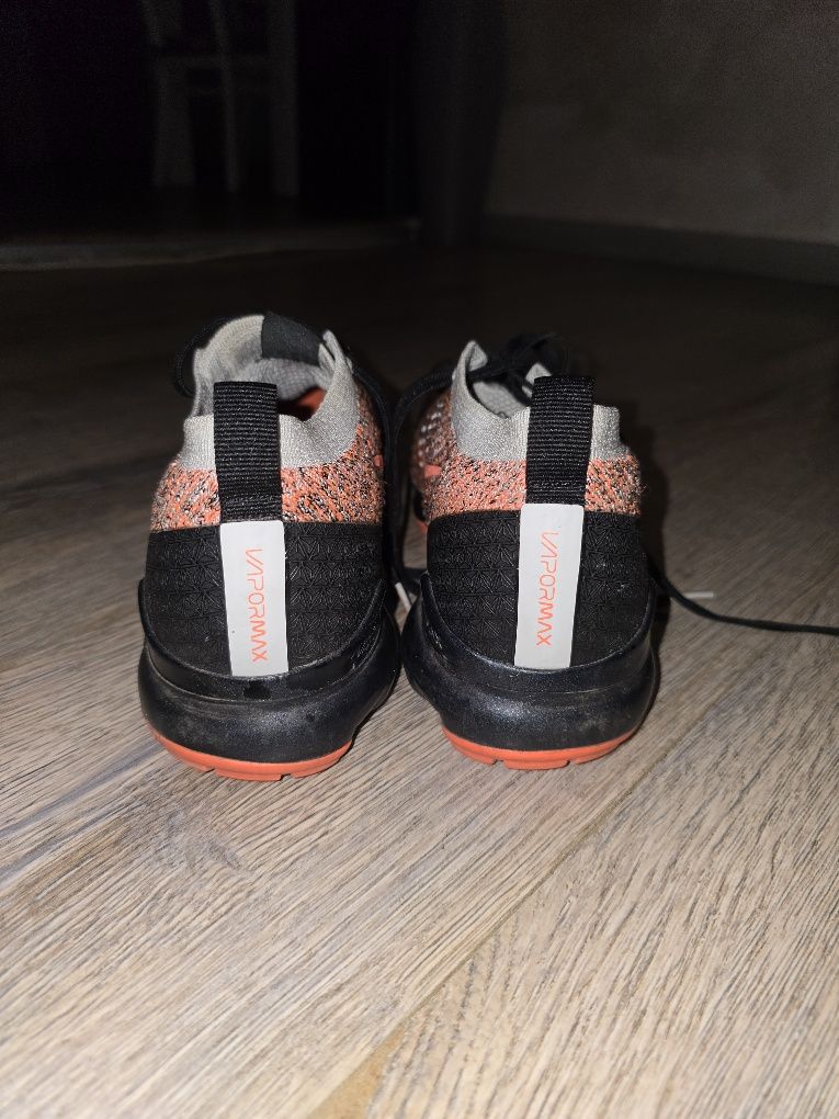 Nike vapormax. 42 номер