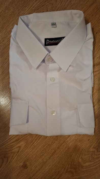 Нова мъжка риза с къс ръкав