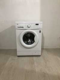 Продам стиральную машину LG на 5кг В Алматы купить стиралку лдж