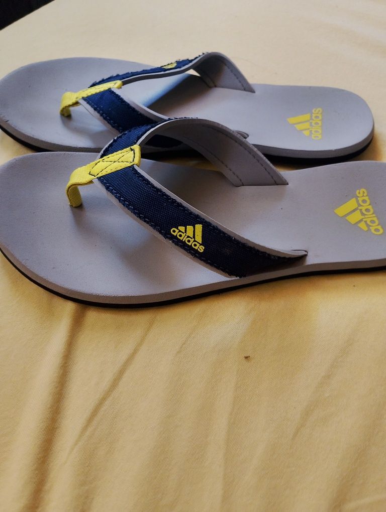 Чехли Adidas 37 номер