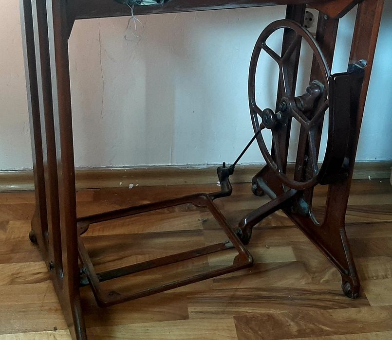 Метални крака за декоративни изделия