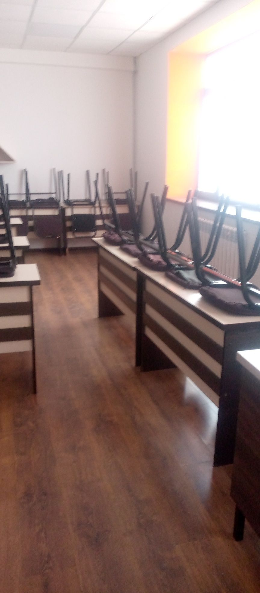 Продам парты и стулья