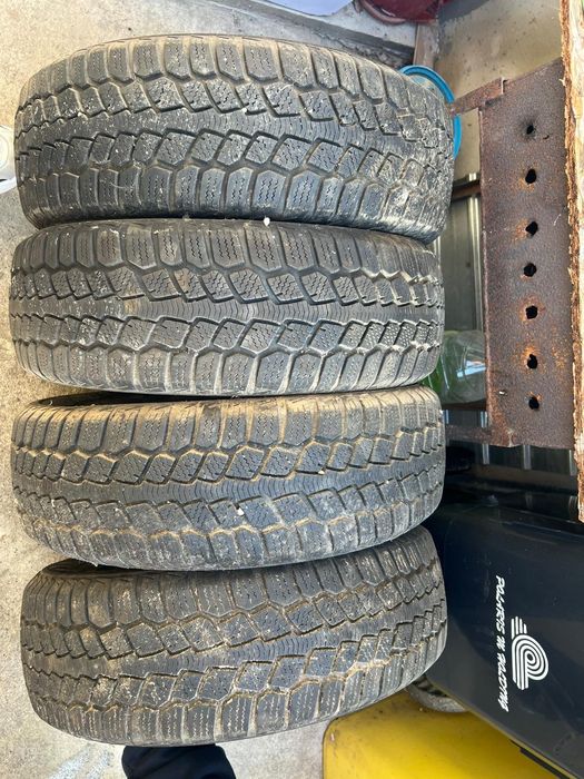 Vand cauciucuri noi 185/65R15
