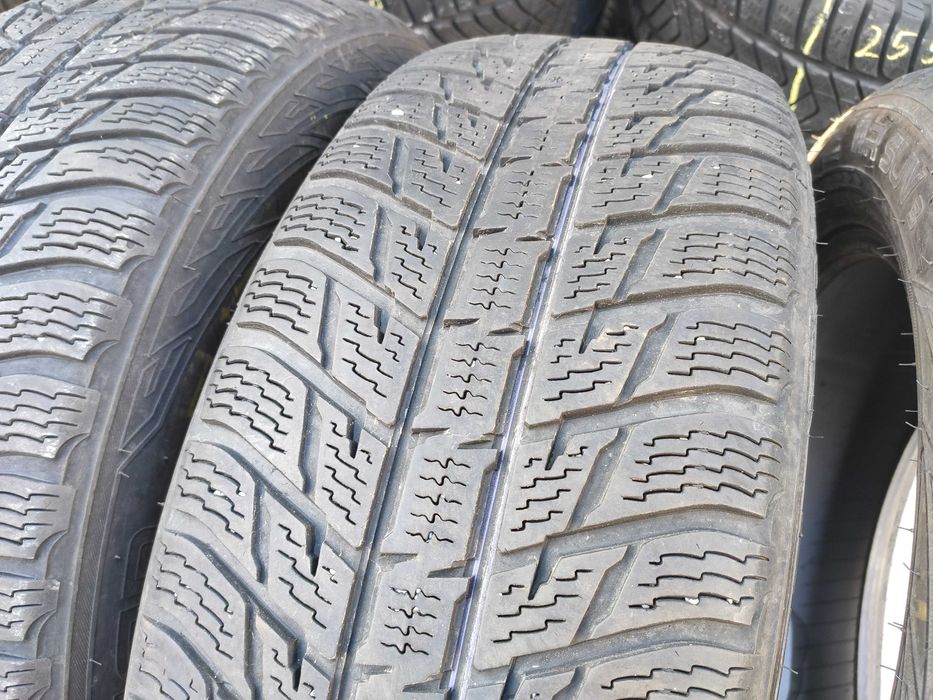 3бр Зимни Гуми 235 55 19 - Nokian