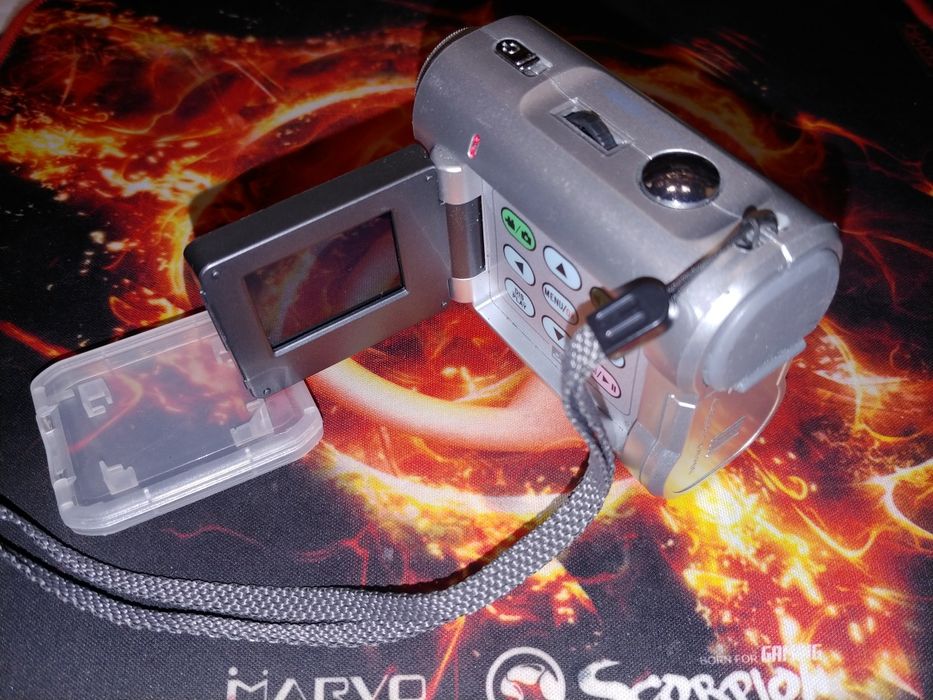 camera V1DE0 cu card ieftina