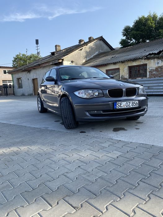 BMW Seria 1 • Diesel 2.0 • Trapă • Senzori • Navi • 143 CP