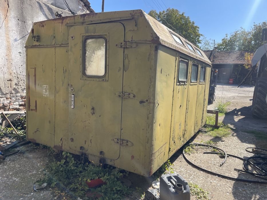 Военен фургон в добро състояние