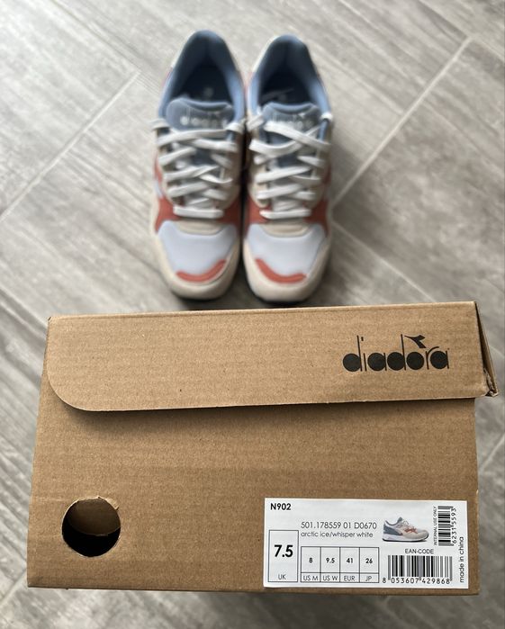 Diadora N902, mărimea 41