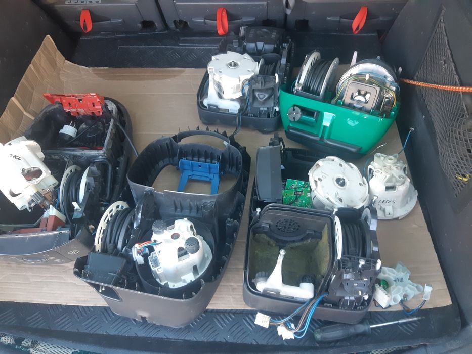 Filtre si saci  pentru aspirator si piese Miele