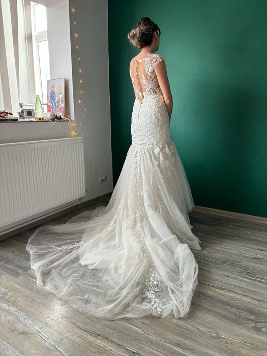 Rochie de mireasa stil sirena