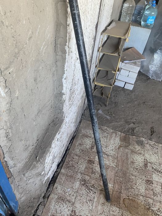 Продам турник распорный для дома