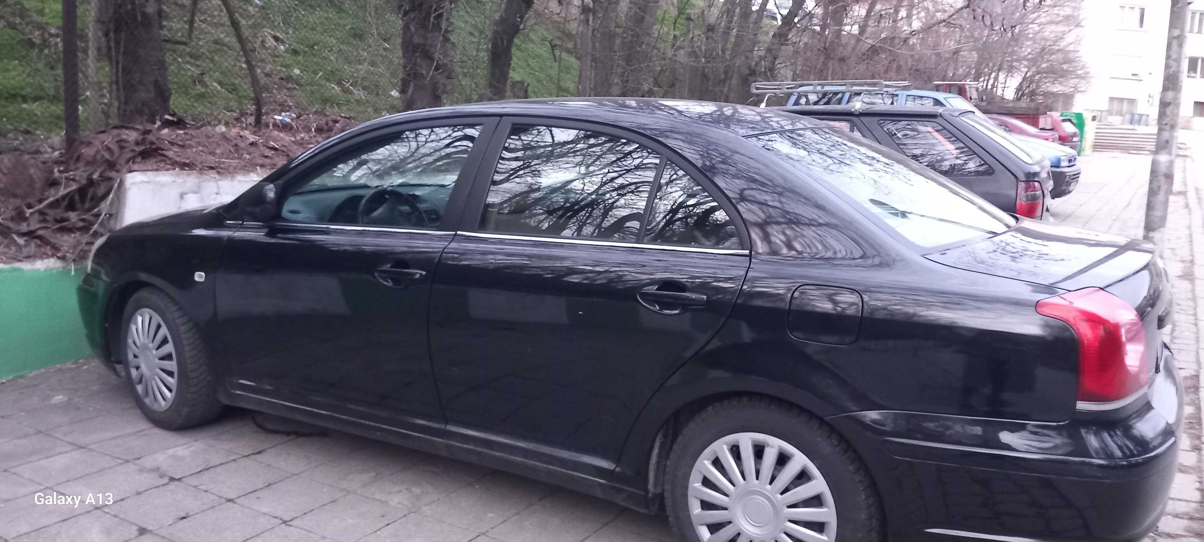 Toyota Avensis 2.0 2004 г.
