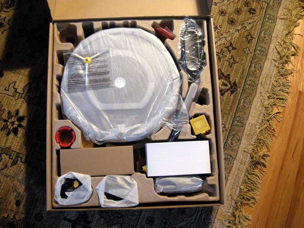 Нов почистващ робот, прахосмукачка iRobot Roomba 770