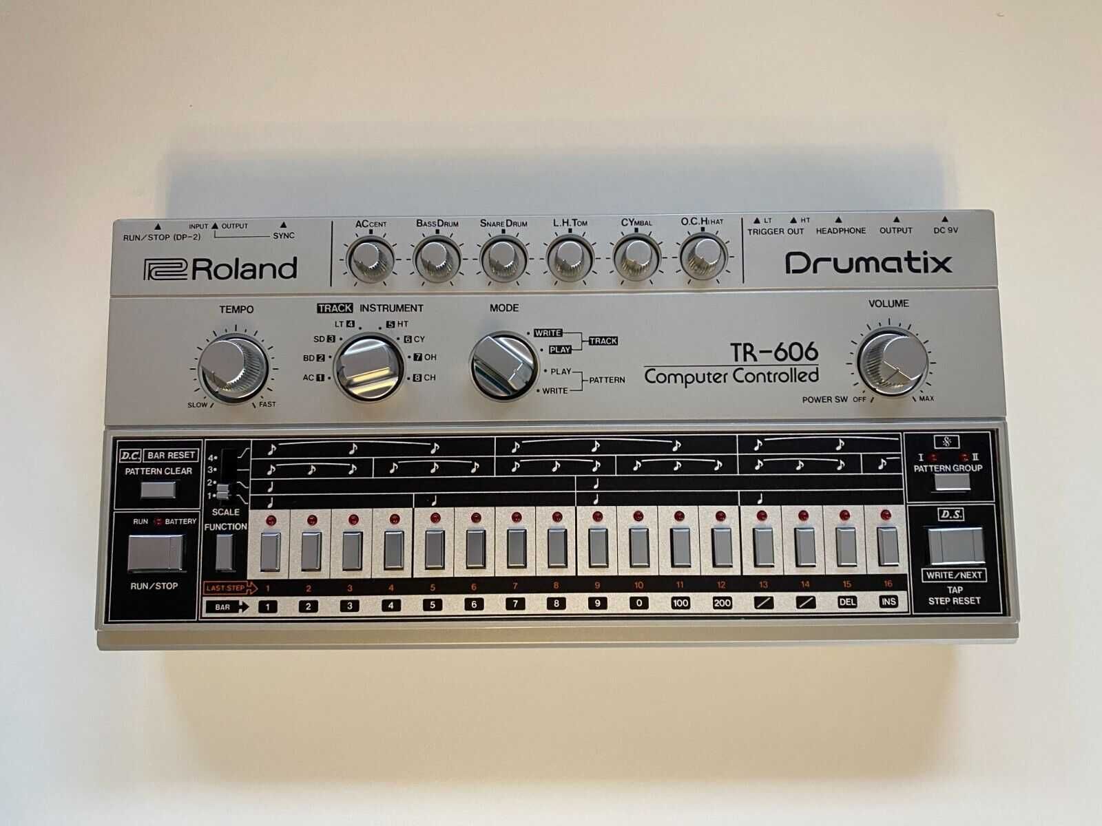 Roland TR-606 Drumatix Analog Drum Machine