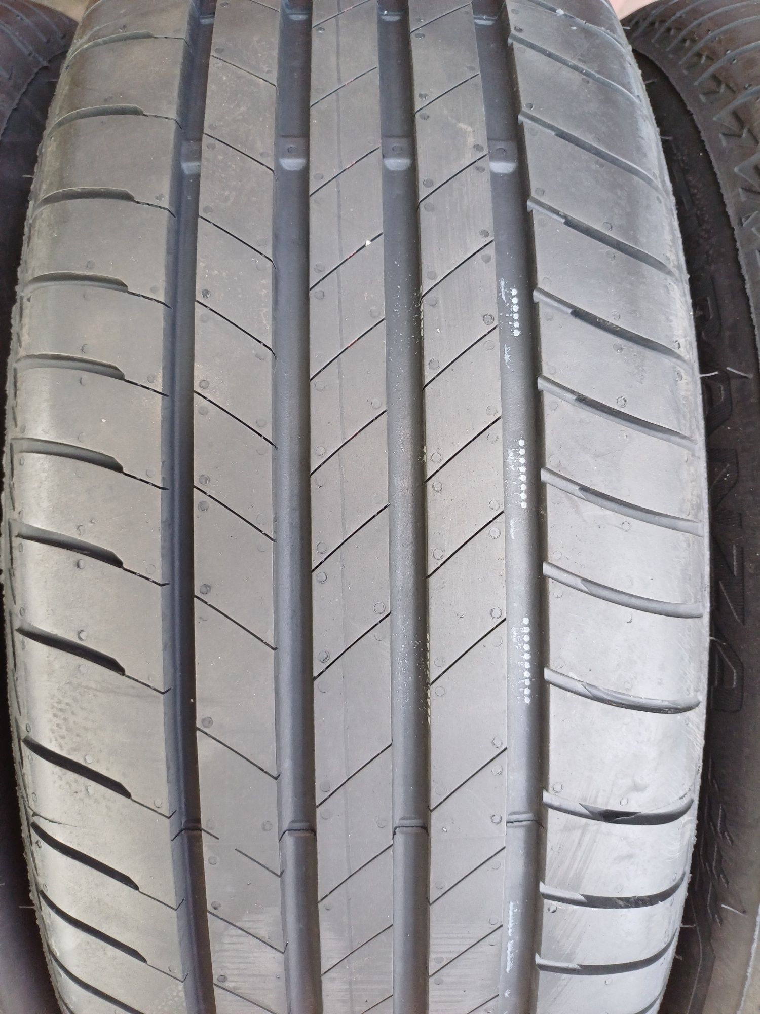 Vand 4 anvelope de vara 215 60 r17 BRIDGESTONE noi din 2023