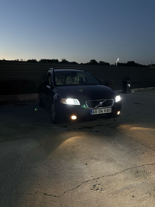 vand/schimb volvo v50 SE Lux DRIVe
